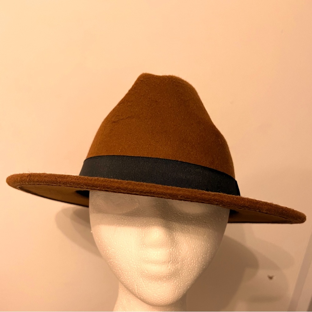 Cowboy hat - Picture 2 of 8